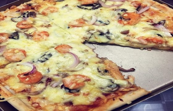 披萨食谱：在家自制美味披萨